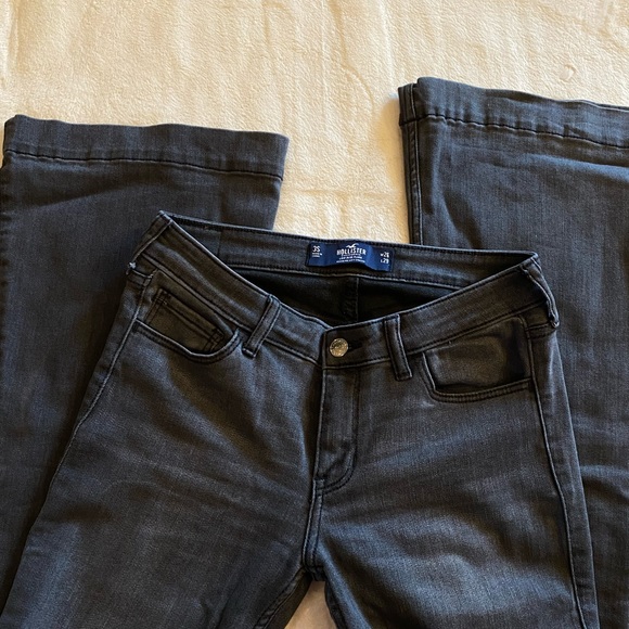 HOLLISTER WOMAN FLARE JEANS - Picture 4 of 6